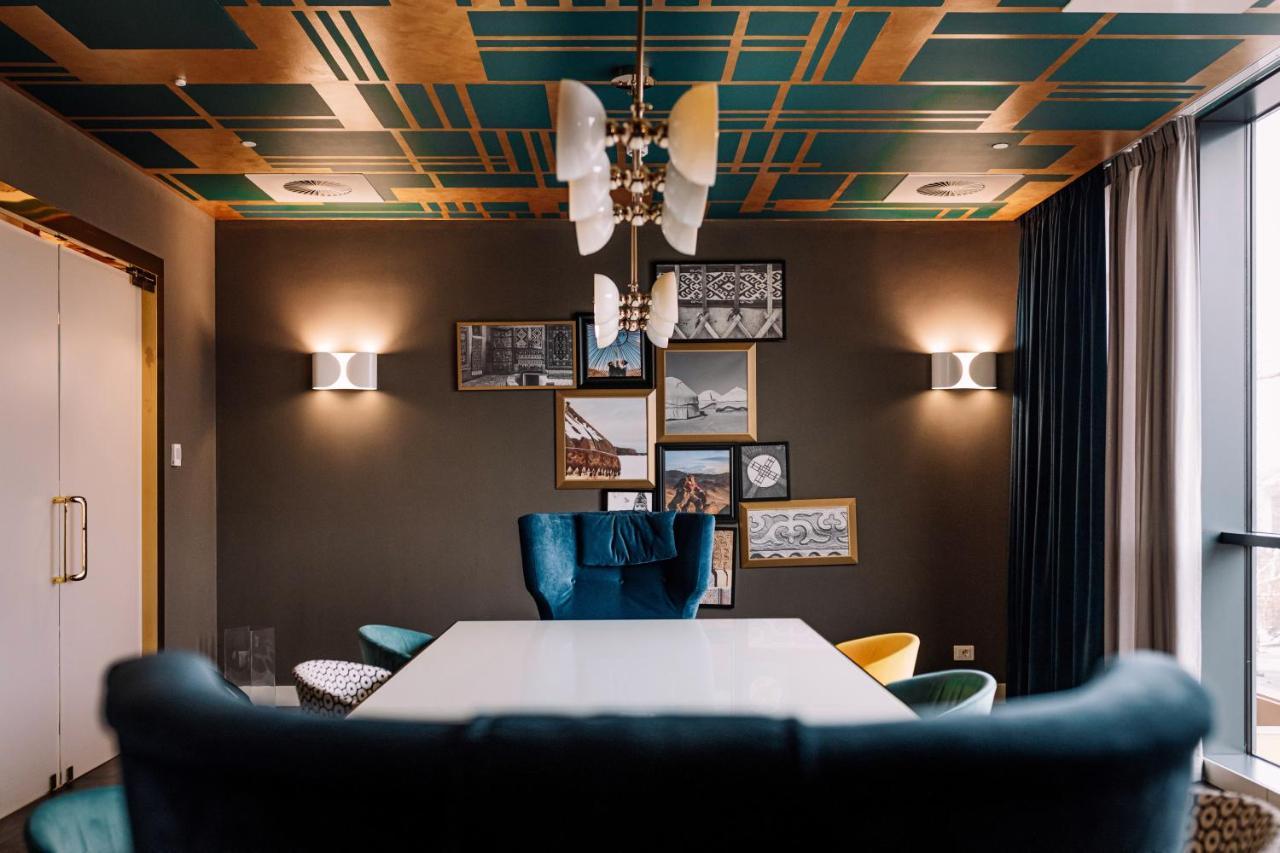 Mercure Almaty City Center Ngoại thất bức ảnh