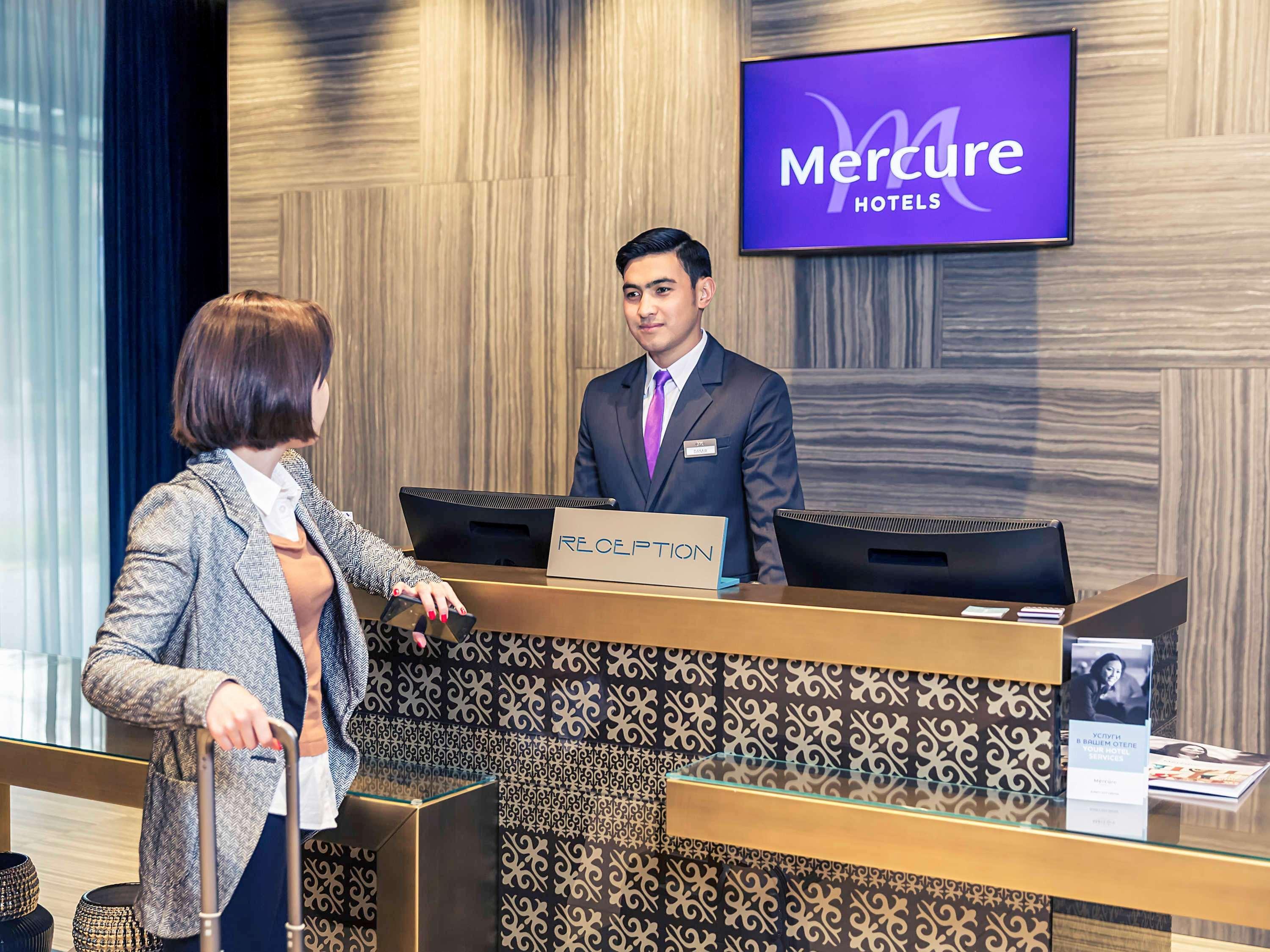 Mercure Almaty City Center Ngoại thất bức ảnh