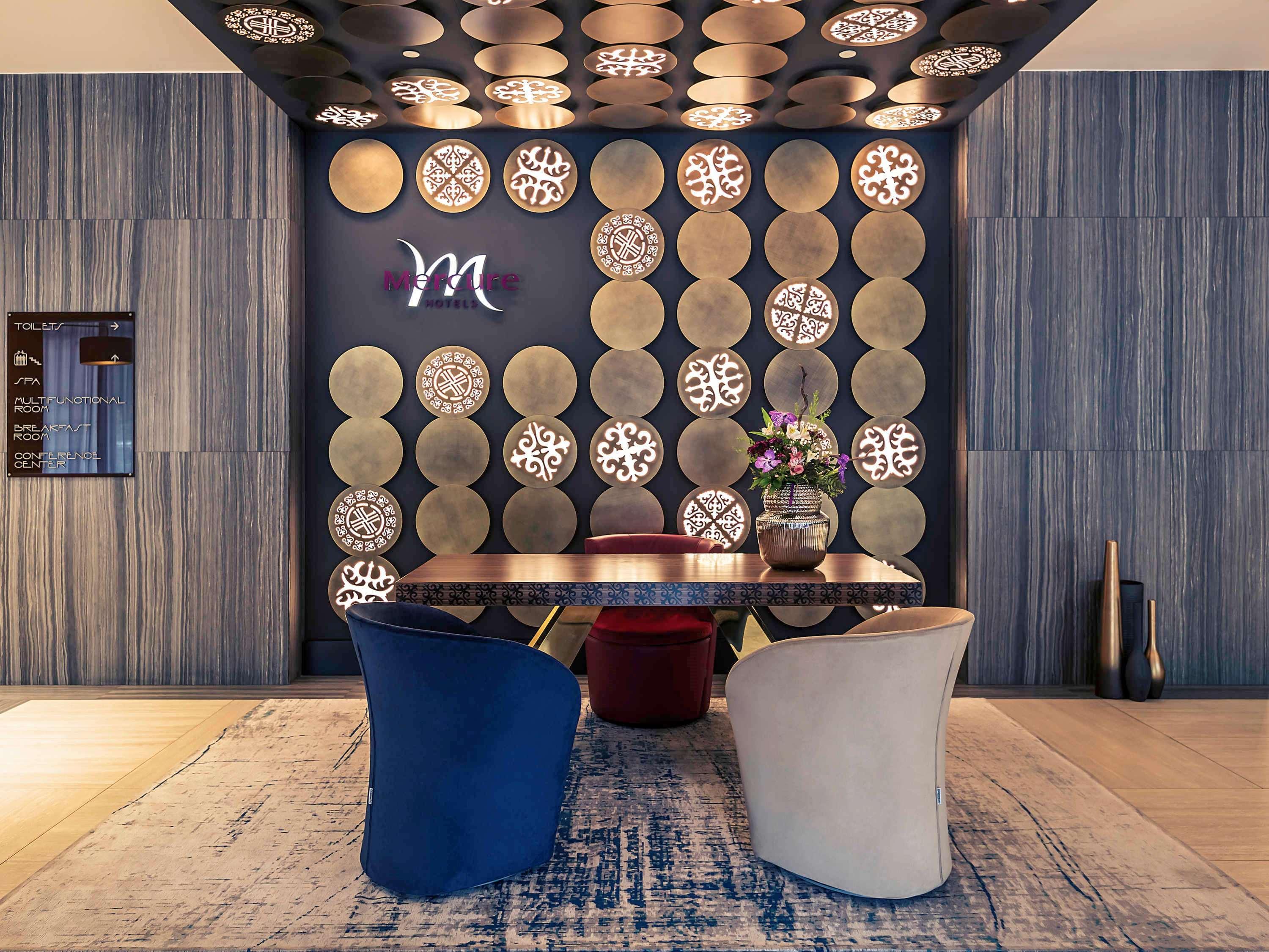 Mercure Almaty City Center Ngoại thất bức ảnh