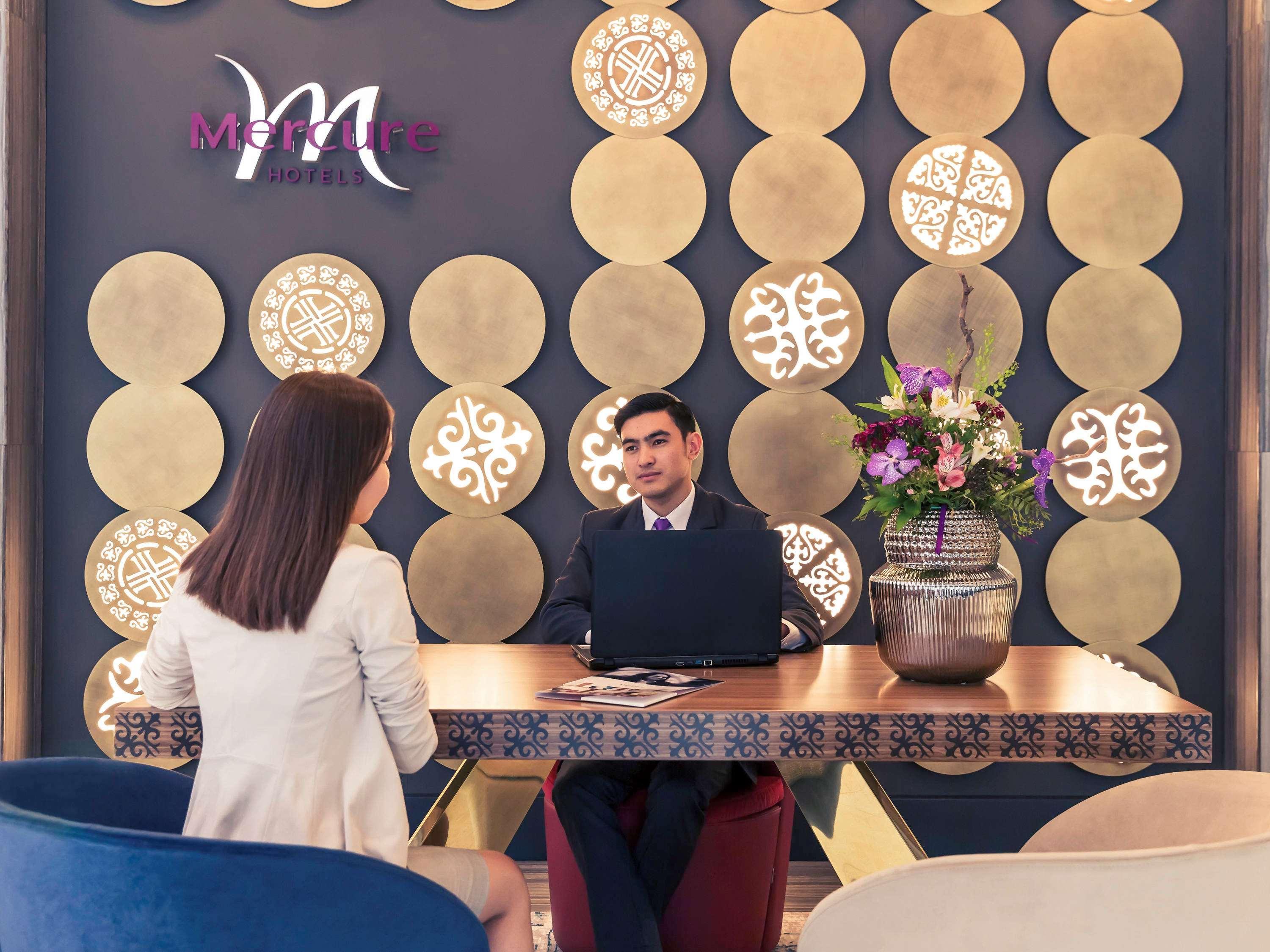 Mercure Almaty City Center Ngoại thất bức ảnh