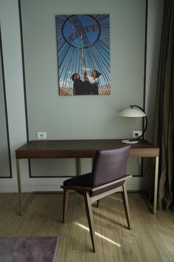 Mercure Almaty City Center Ngoại thất bức ảnh